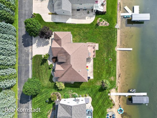 1780 68th Street, Byron Center, MI 49315