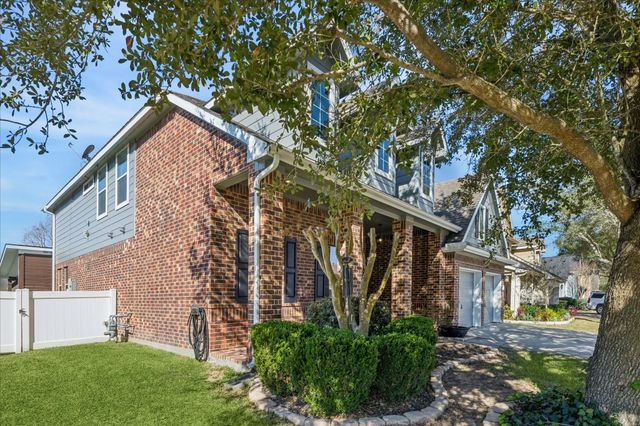 3414 Old Holly Drive, Pearland, TX 77584