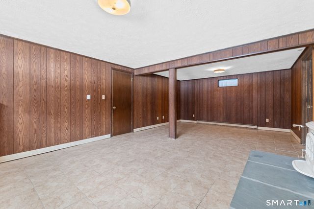 33 Lanz Lane, Ellington, CT 06029