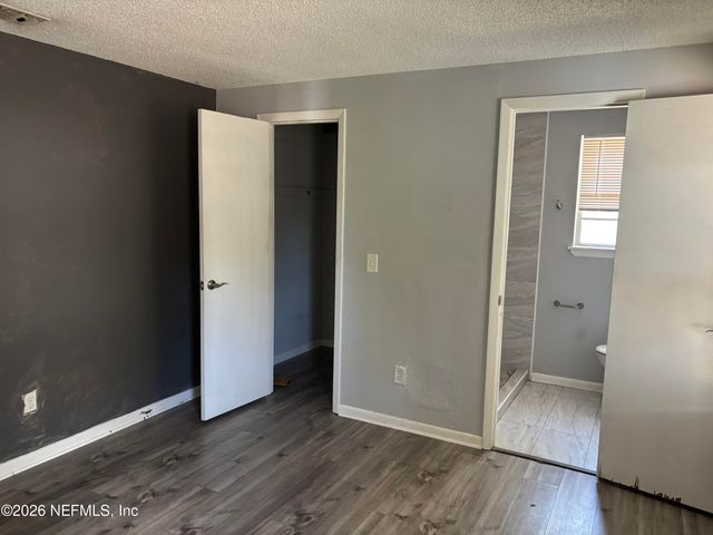 4254 LOYS Drive, Jacksonville, FL 32246