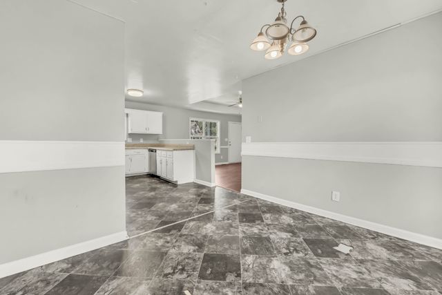 1634 Hannibal Dr, Oak Grove, KY 42262