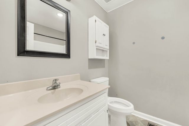 1634 Hannibal Dr, Oak Grove, KY 42262