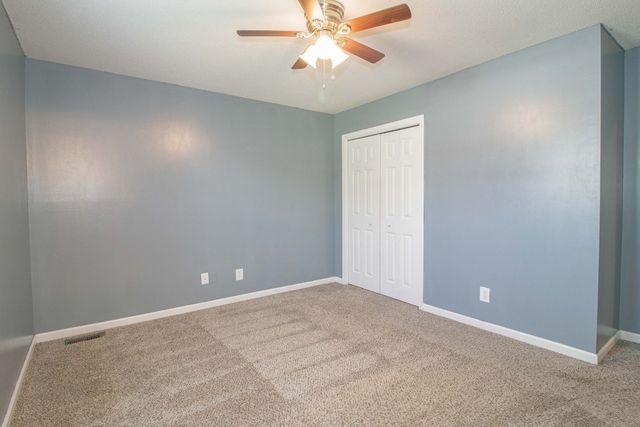 1634 Hannibal Dr, Oak Grove, KY 42262
