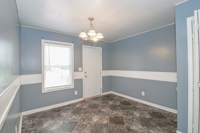 1634 Hannibal Dr, Oak Grove, KY 42262