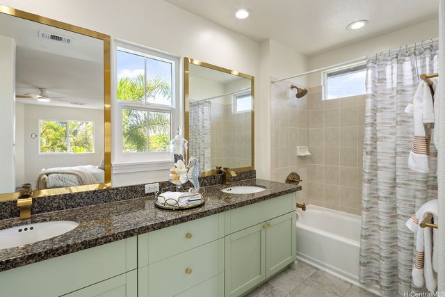 520 Lunalilo Home Road 344, Honolulu, HI 96825