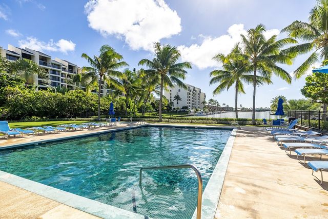 520 Lunalilo Home Road 344, Honolulu, HI 96825