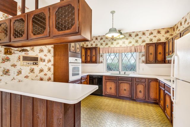 6240 Nantucket Lane, Kalamazoo, MI 49009