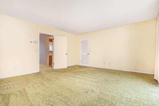 6240 Nantucket Lane, Kalamazoo, MI 49009