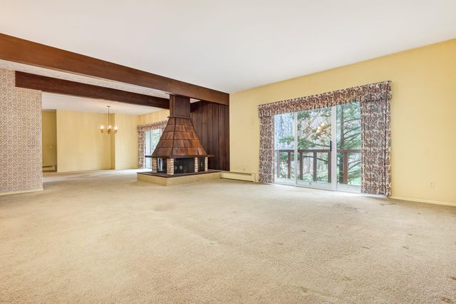6240 Nantucket Lane, Kalamazoo, MI 49009