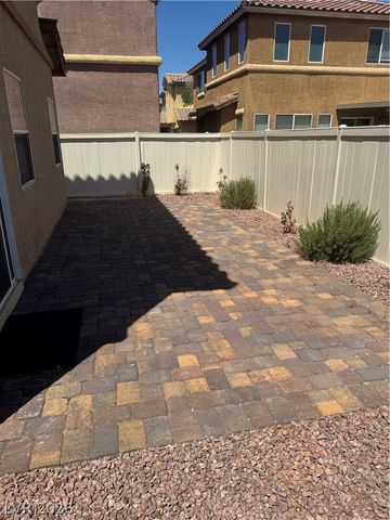 510 Eresma, Henderson, NV 89015