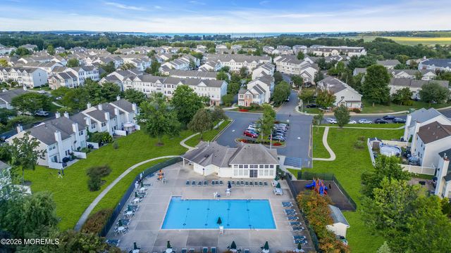 99 Woodmere Drive 705, Parlin, NJ 08859