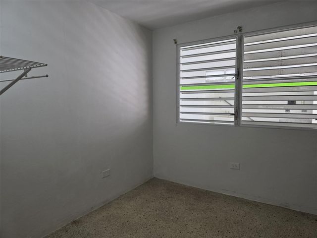 FQ22 POLARIS, Bayamon, PR 00961