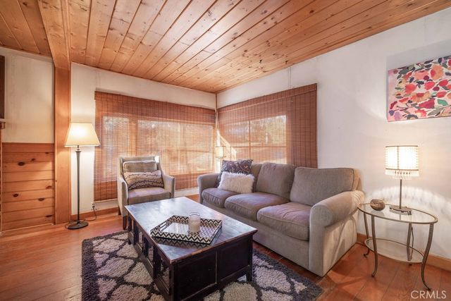 40193 Dream Street, Big Bear Lake, CA 92315