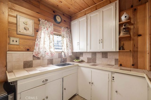 40193 Dream Street, Big Bear Lake, CA 92315