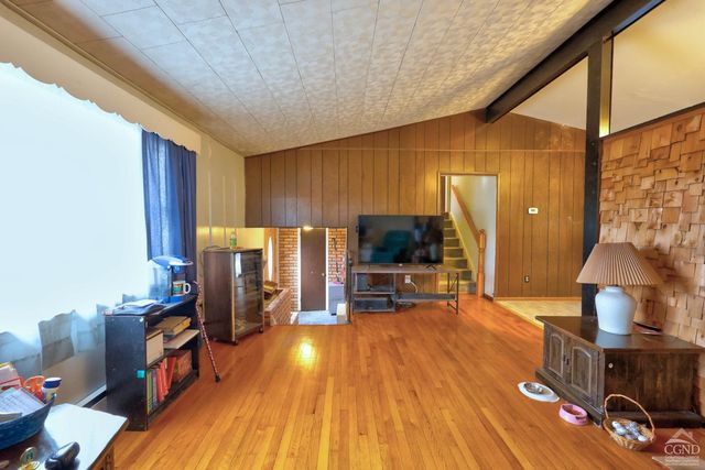 17 Bogardus Ave, Catskill, NY 12414