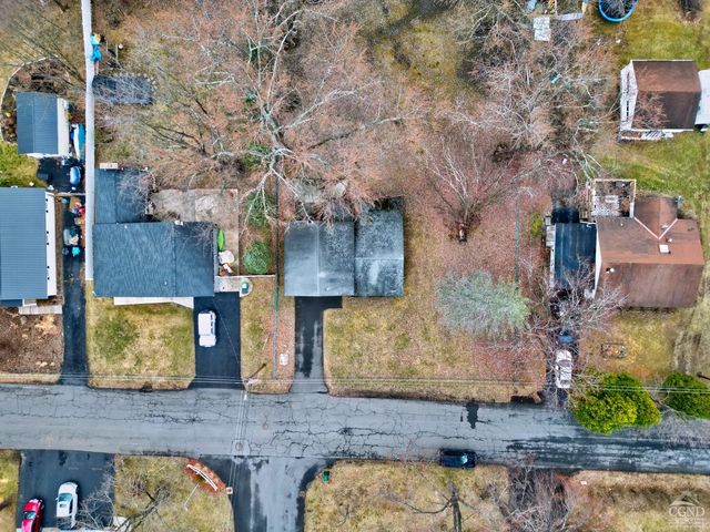 17 Bogardus Ave, Catskill, NY 12414