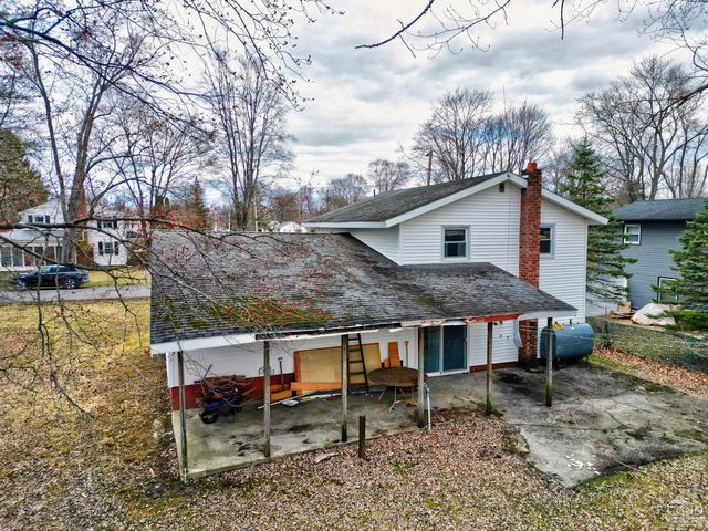 17 Bogardus Ave, Catskill, NY 12414