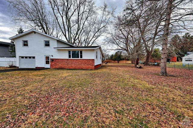 17 Bogardus Ave, Catskill, NY 12414