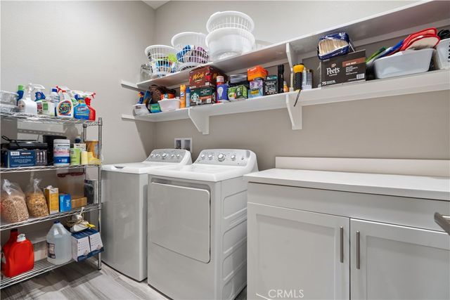 18619 Cedar Crest Drive, Canyon Country, CA 91387