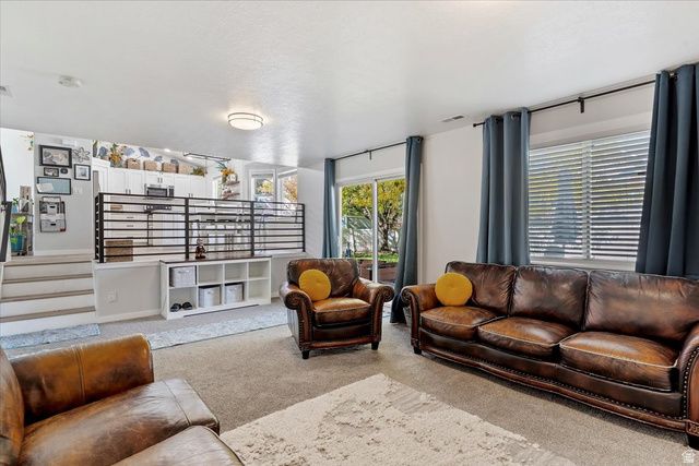 49 E 550 S, Kaysville, UT 84037