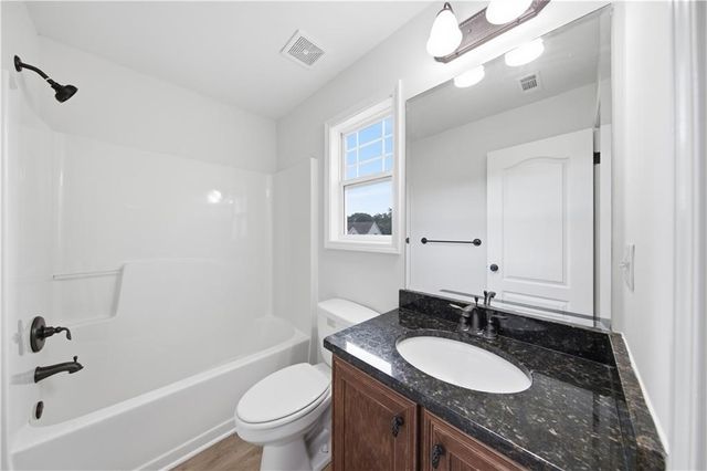 68 Kellenberg Lane, Hiram, GA 30141