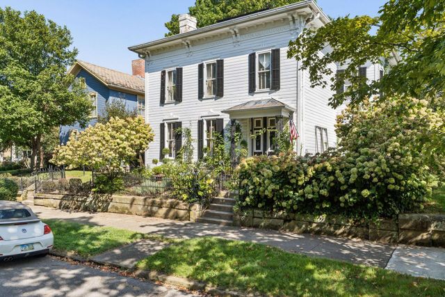 141 E Wheeling Street, Lancaster, OH 43130