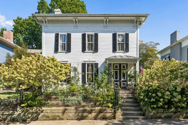 141 E Wheeling Street, Lancaster, OH 43130