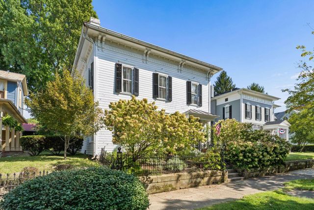 141 E Wheeling Street, Lancaster, OH 43130