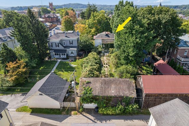 141 E Wheeling Street, Lancaster, OH 43130