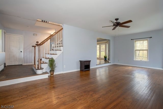 28 Weldon Rd, Jefferson Twp., NJ 07849