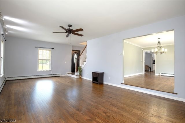 28 Weldon Rd, Jefferson Twp., NJ 07849