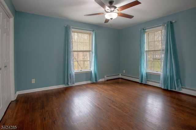 28 Weldon Rd, Jefferson Twp., NJ 07849