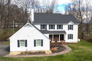 28 Weldon Rd, Jefferson Twp., NJ 07849
