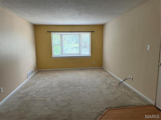 1431 Willow Brook Cove 7, St Louis, MO 63146