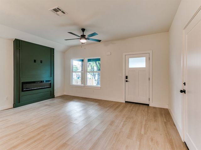 1323 N Toledo Avenue, Tulsa, OK 74115