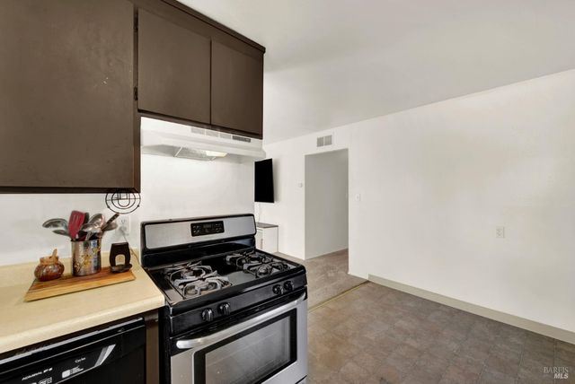 606 E Tennessee St, Fairfield, CA 94533