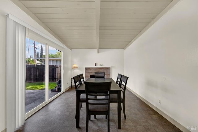 606 E Tennessee St, Fairfield, CA 94533