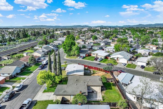 606 E Tennessee St, Fairfield, CA 94533