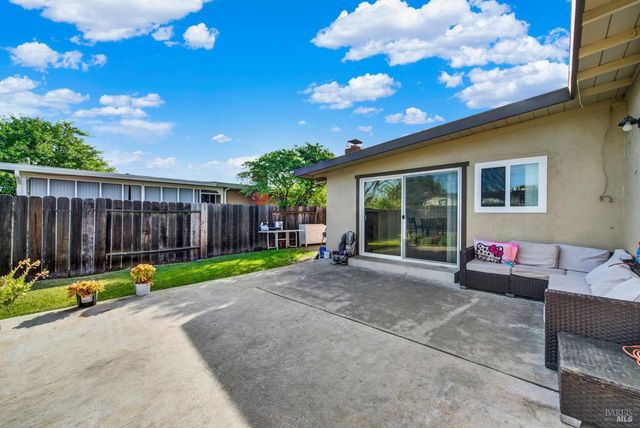 606 E Tennessee St, Fairfield, CA 94533