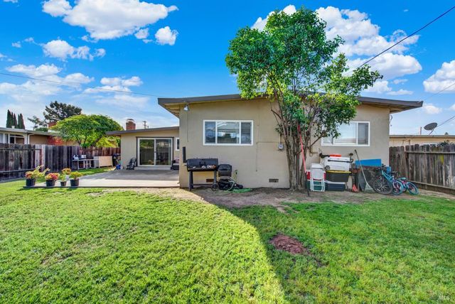 606 E Tennessee St, Fairfield, CA 94533