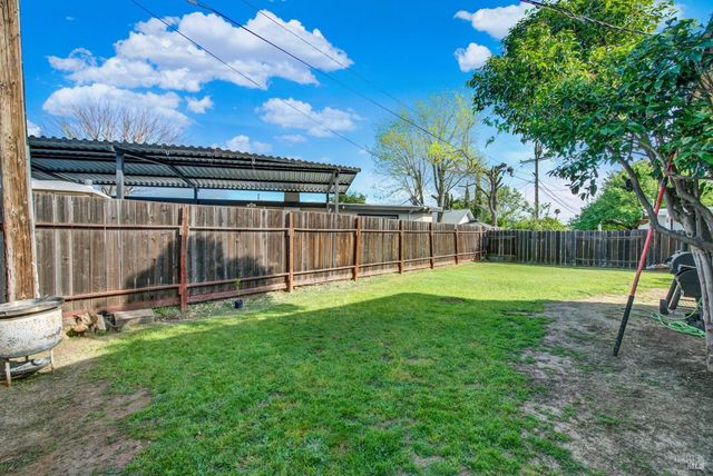 606 E Tennessee St, Fairfield, CA 94533