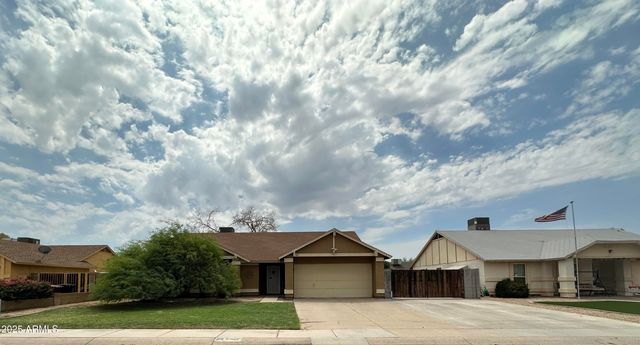 7217 W PARADISE Drive, Peoria, AZ 85345