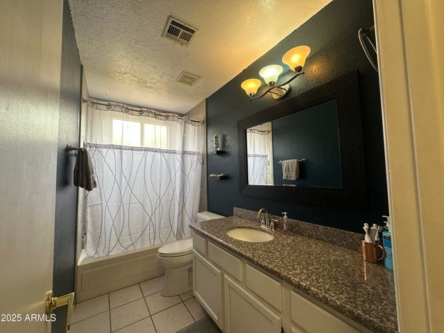 7217 W PARADISE Drive, Peoria, AZ 85345