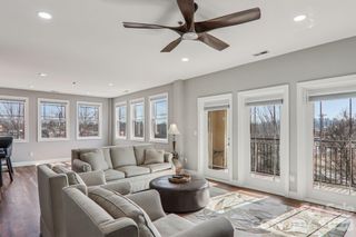 475 S Church Street E, Hendersonville, NC 28792