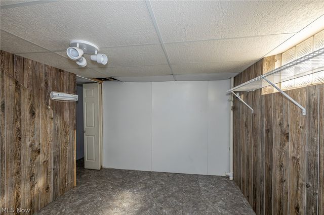 2717 Tuxedo Avenue, Parma, OH 44134