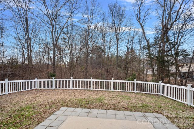 14227 Drake Watch Lane, Charlotte, NC 28262