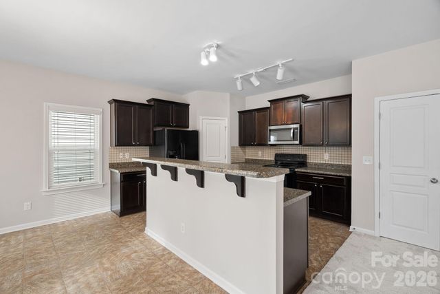 14227 Drake Watch Lane, Charlotte, NC 28262