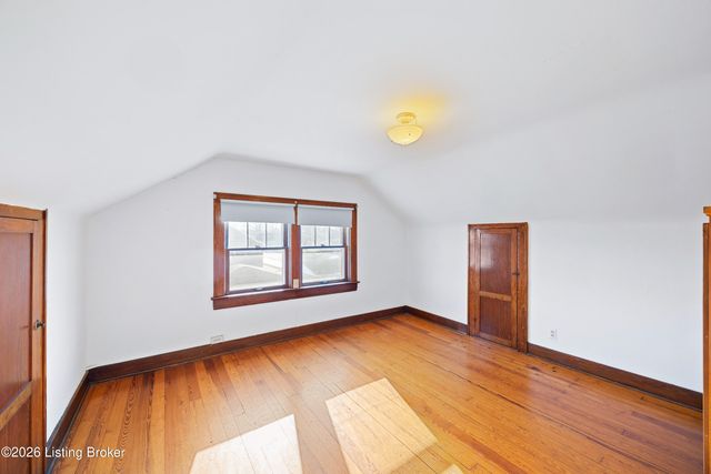 3235 Taylor Blvd, Louisville, KY 40215