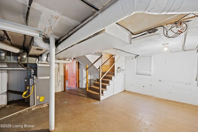 3235 Taylor Blvd, Louisville, KY 40215