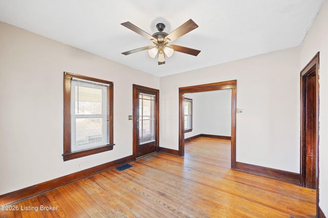 3235 Taylor Blvd, Louisville, KY 40215